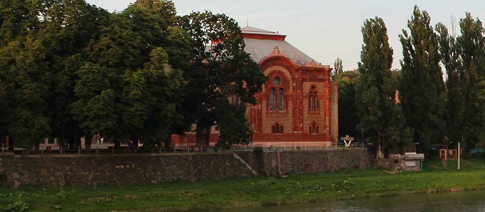 Filharmónia, a korábbi haszid zsinagóga (1905)